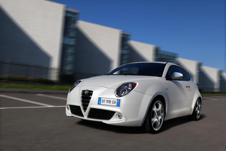  Alfa Romeo MiTo 1.4 MultiAir 2009 года  (фото 15 из 22)